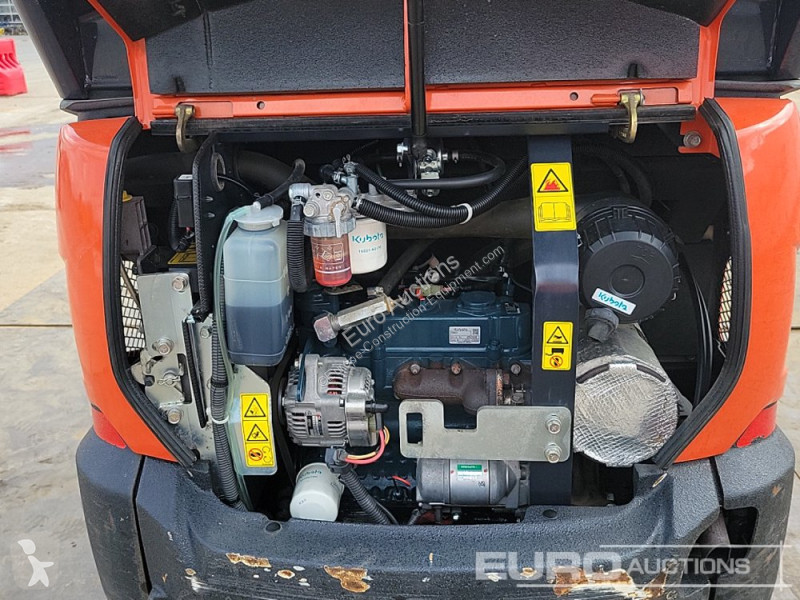 جرافة Kubota KX019-4