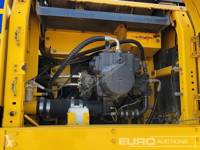 Escavatore Komatsu PC490LC-11