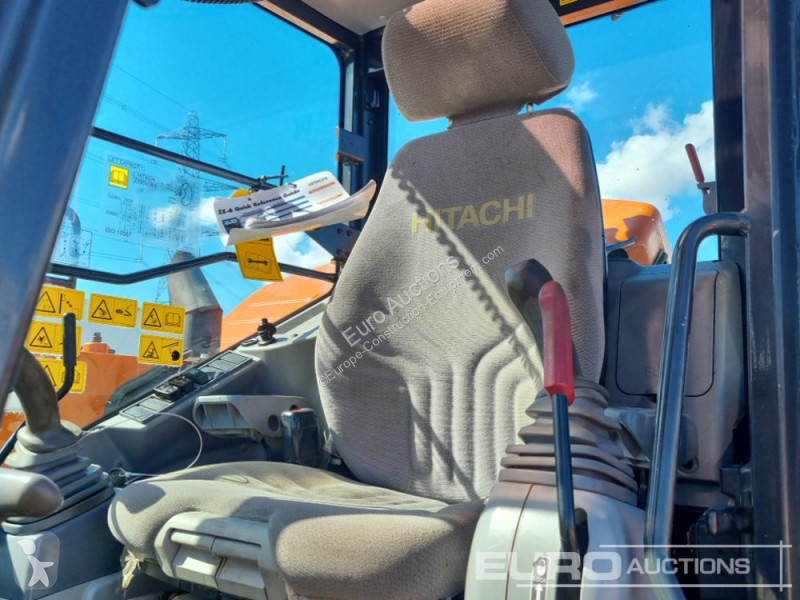 Escavatore Hitachi B-6