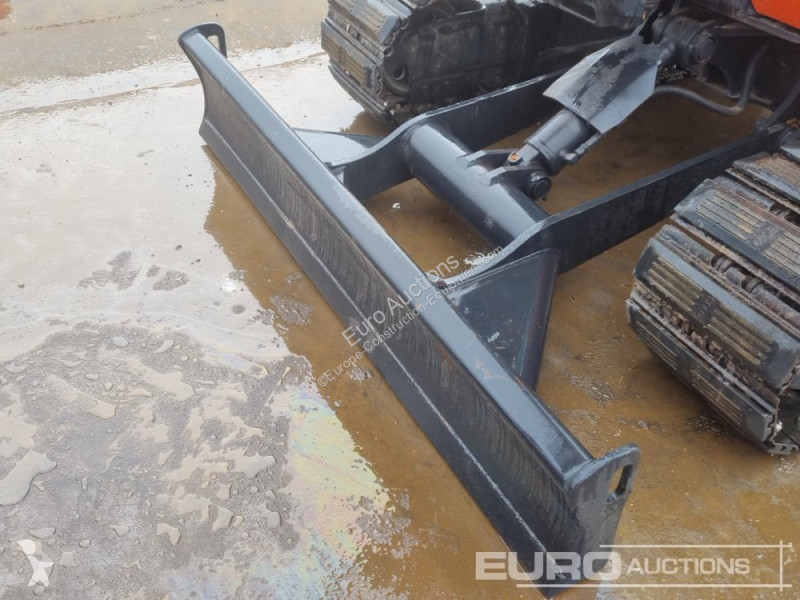 Lopatový nakládač Kubota KX163-5