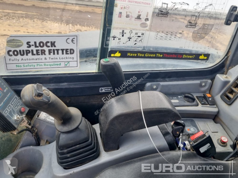 Lopatový nakládač Kubota U55-4