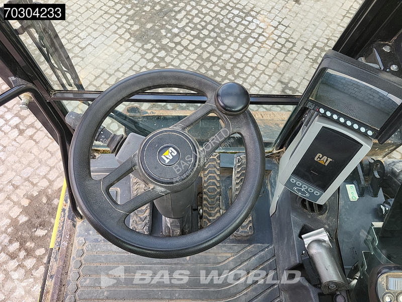 جرافة Caterpillar F F Outrigger + Blade