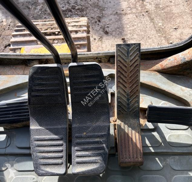 Экскаватор Komatsu