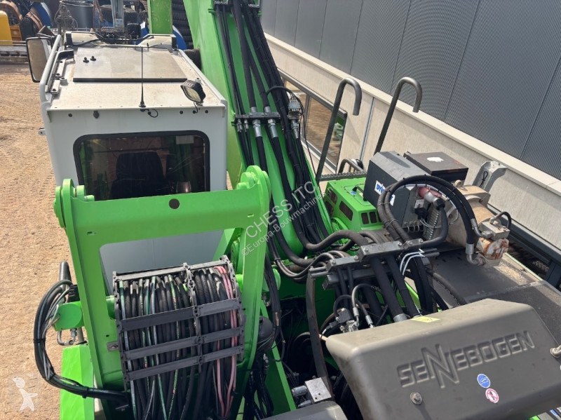Escavatore Sennebogen 825