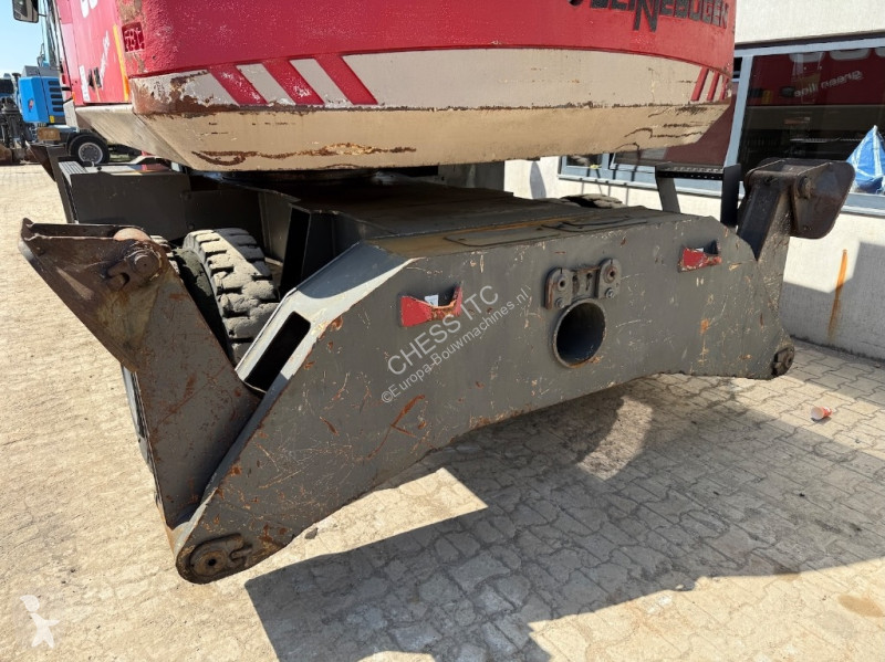 جرافة Sennebogen - 825 - 835