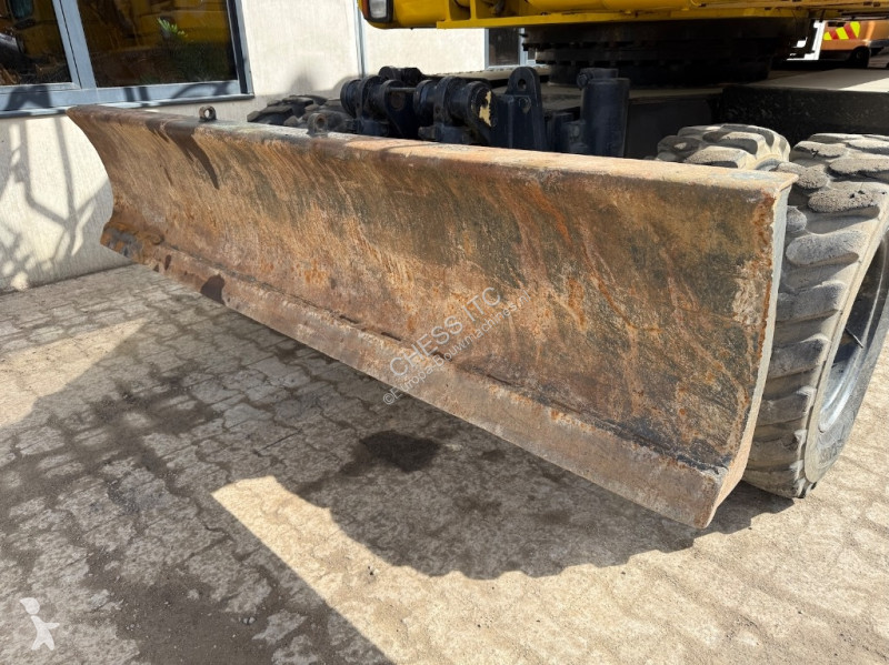 جرافة Komatsu 220-7 - 220 - 200 -