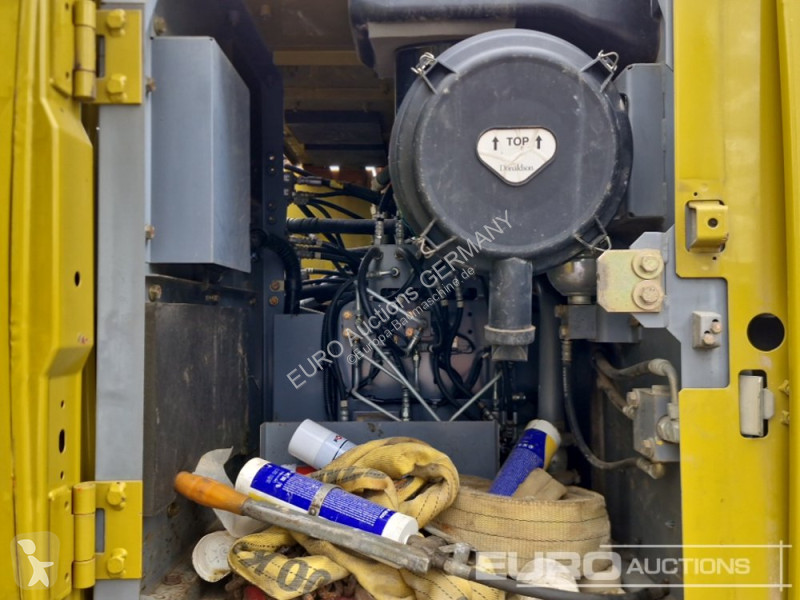 جرافة Hitachi