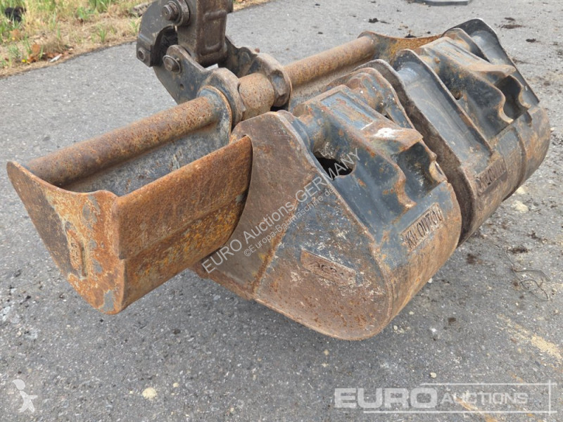 Excavator Volvo EC15E