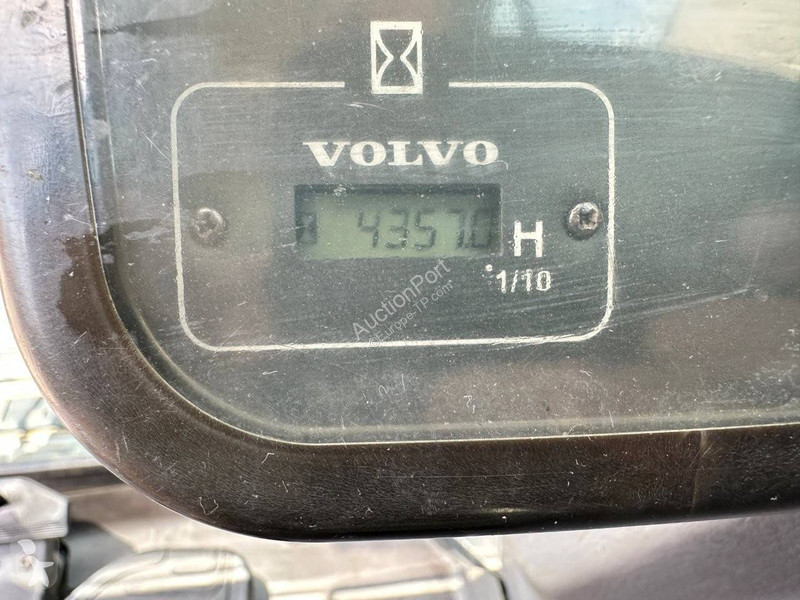 Rýpadlo Volvo D