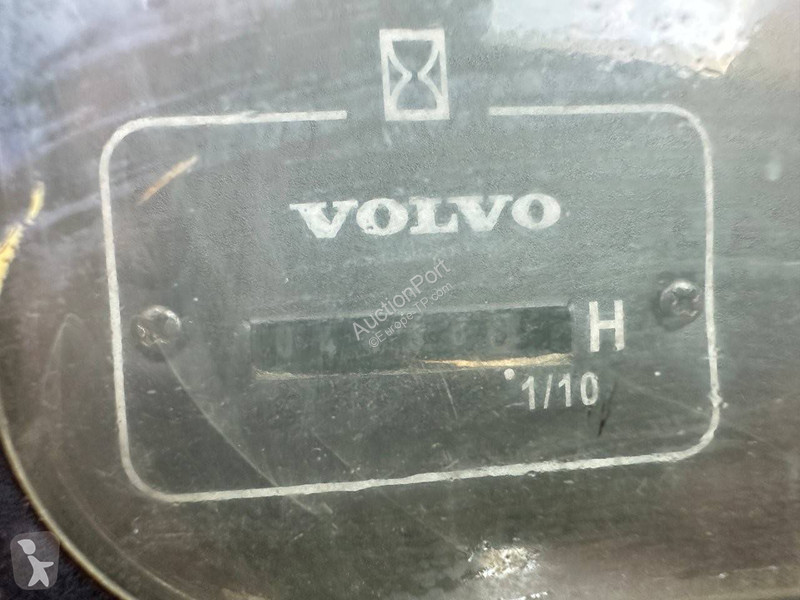 جرافة Volvo D