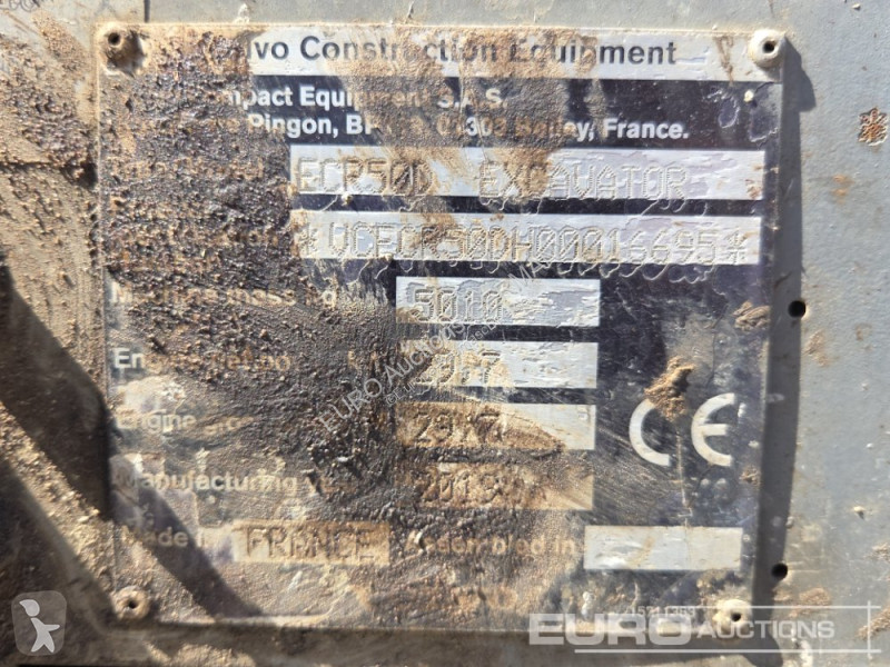 جرافة Volvo ECR50D