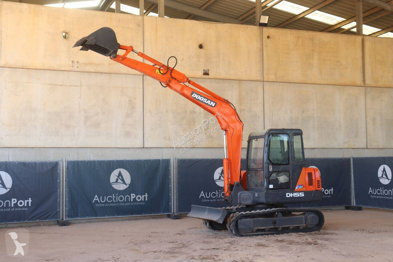 Doosan DH55-V excavator