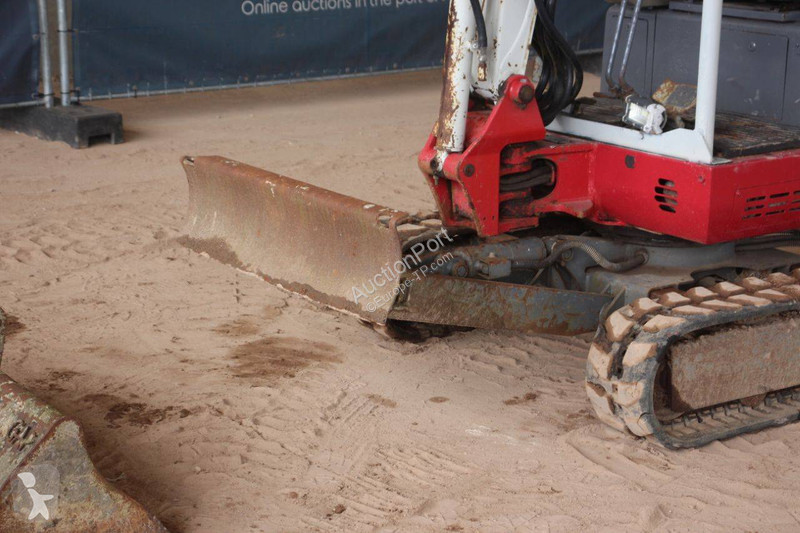 Excavator Takeuchi TB219
