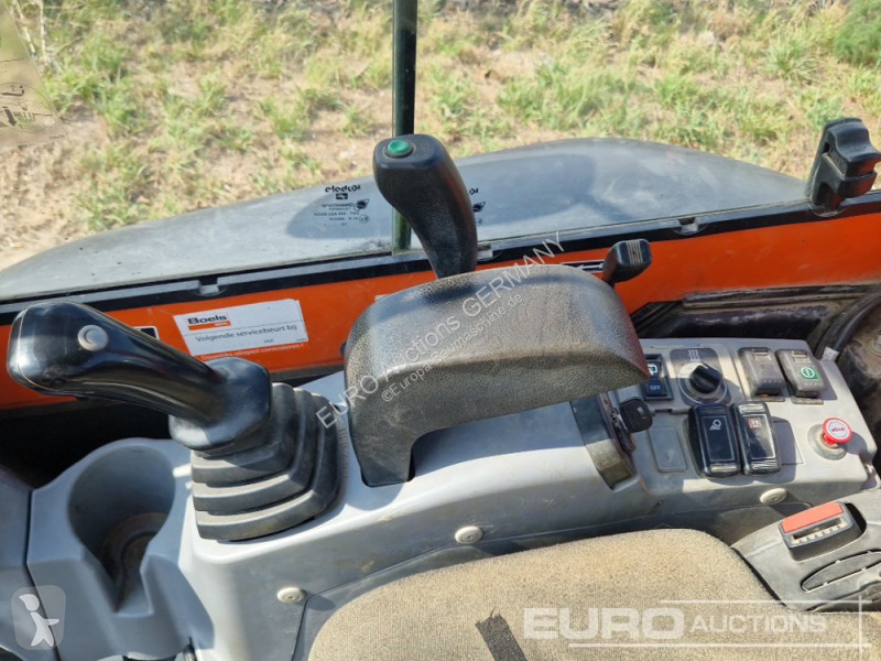 Багер Kubota U274