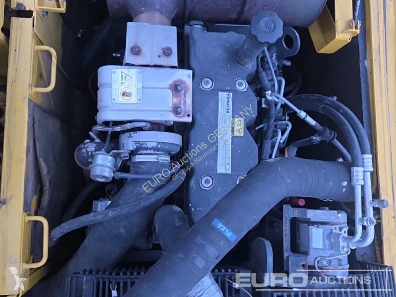 Екскаватор Komatsu