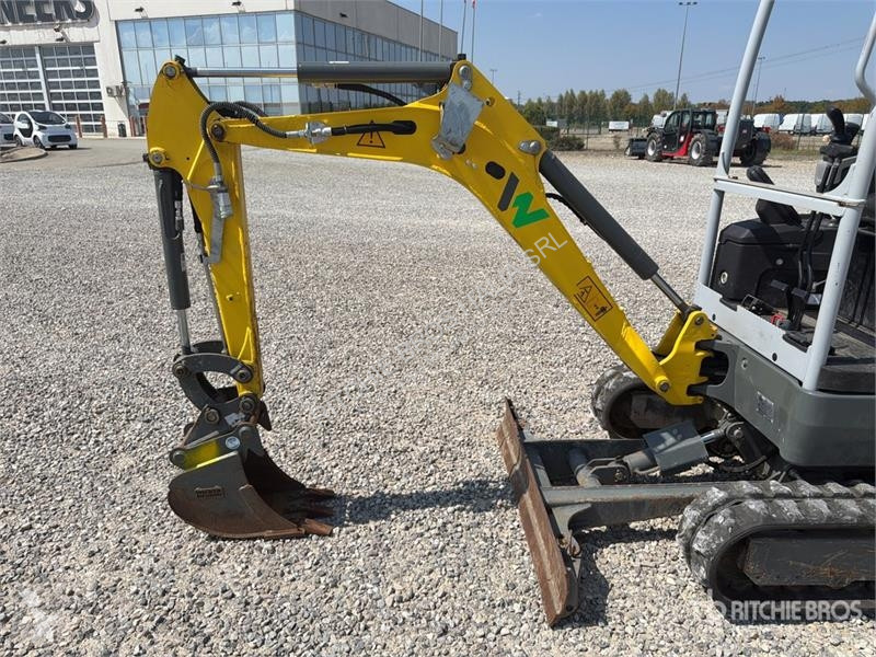 Екскаватор Wacker Neuson E