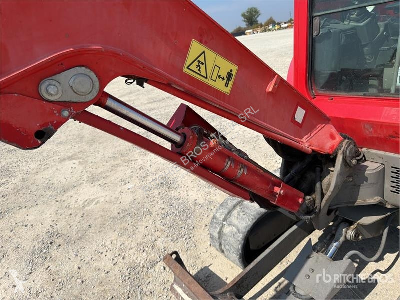 Yanmar ViO25 excavator