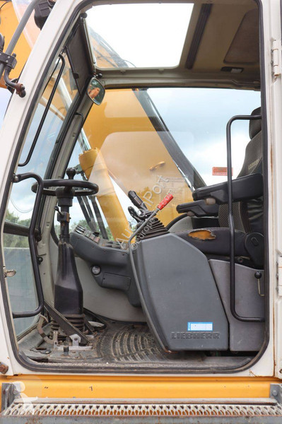 Екскаватор Liebherr A314
