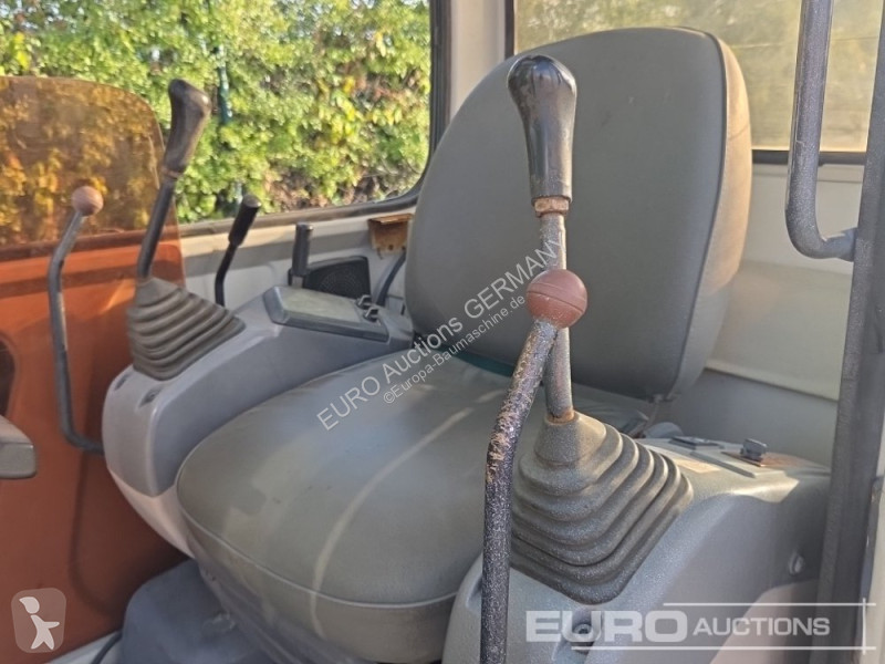 Экскаватор Komatsu PC25-1E