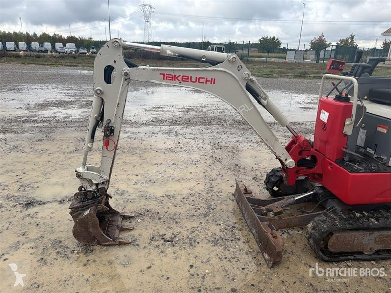 Экскаватор Takeuchi TB210R Mini Excavator