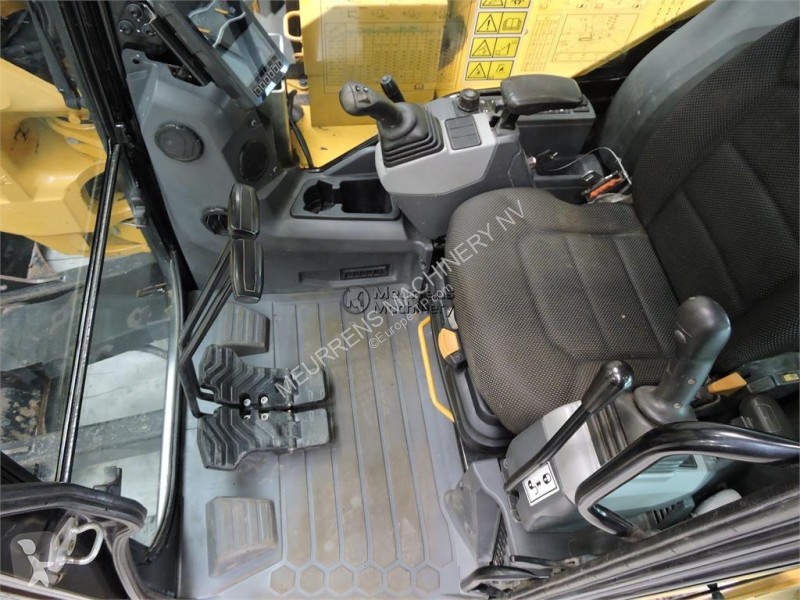 Экскаватор Caterpillar CR Automatic Greasing