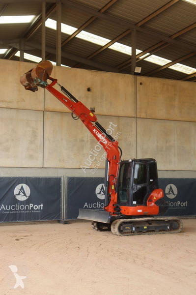 Excavadora Kubota SZ