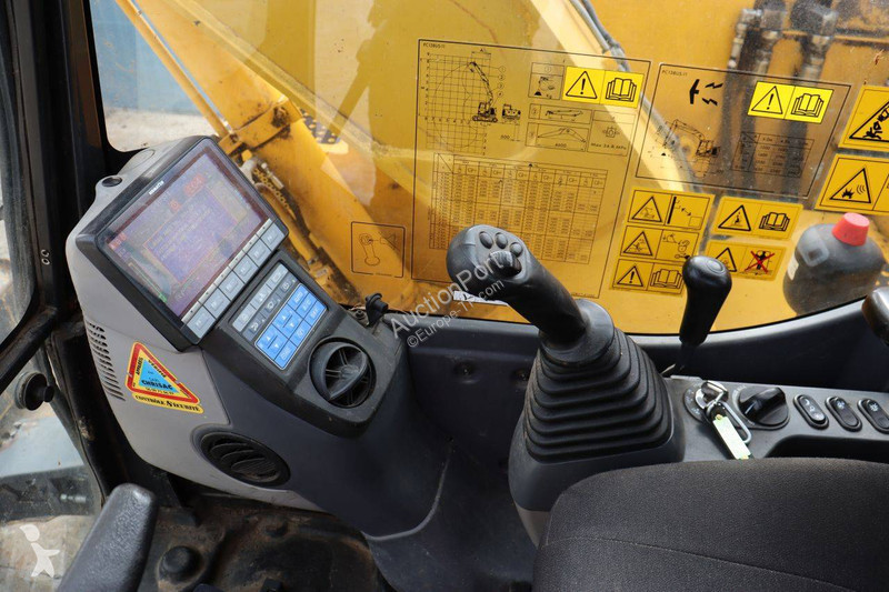 Excavadora Komatsu PC138US-11