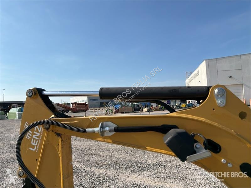 جرافة Caterpillar