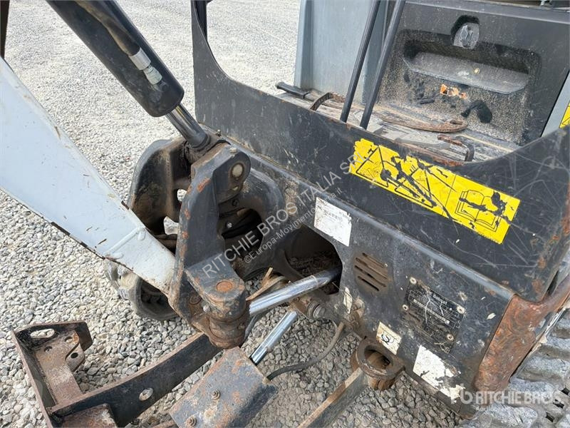 Skovel Bobcat E17 Mini Excavator