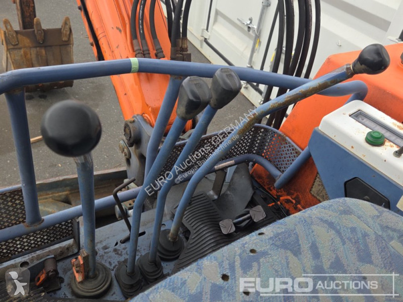Pelle Kubota KH-026