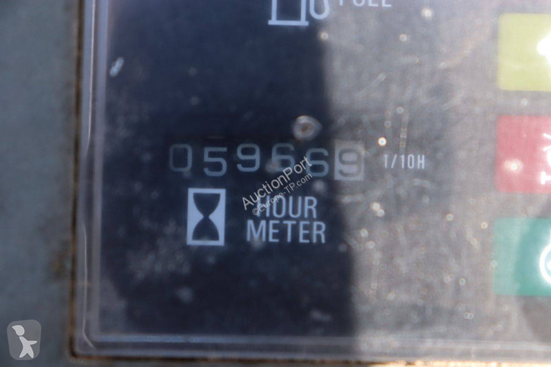 Skovel Takeuchi