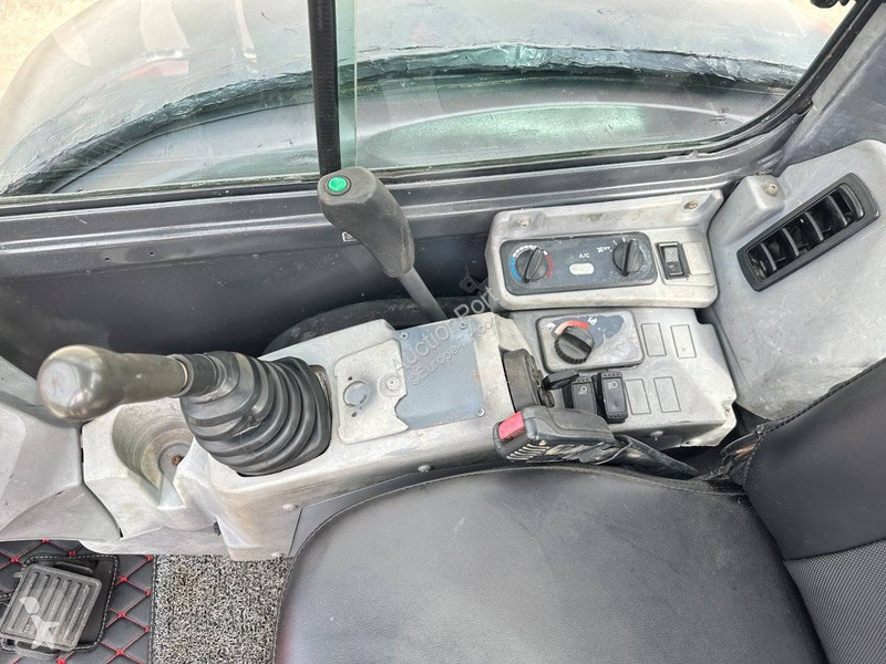Skovel Kubota
