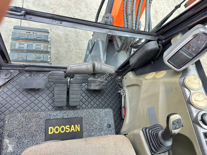 Skovel Doosan 9C