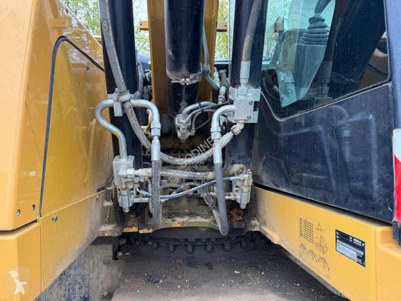 Excavator Caterpillar F
