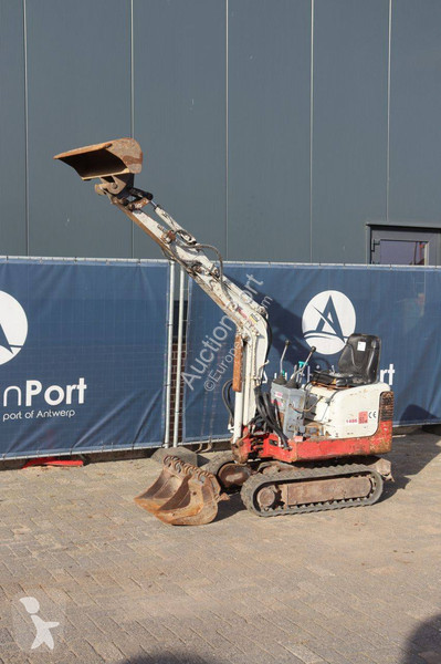 Excavadora Takeuchi