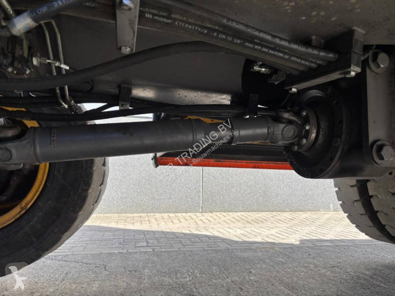 Pelle Volvo E ELEVATING CAB