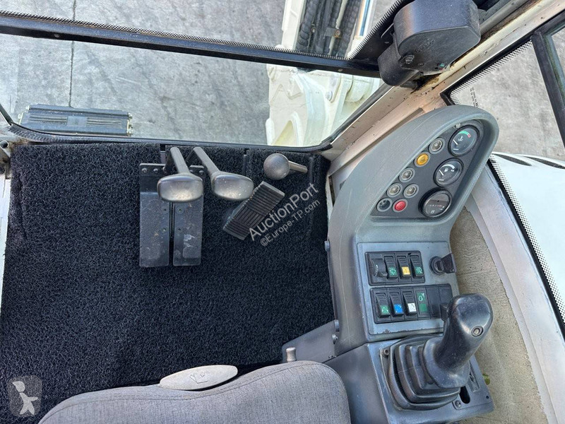 Pelle Terex TC65