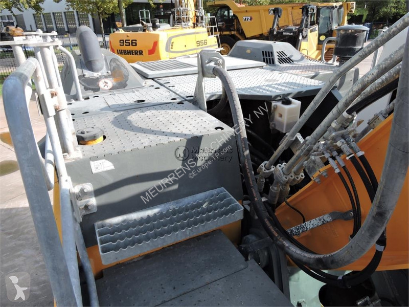 Pelle Liebherr R930