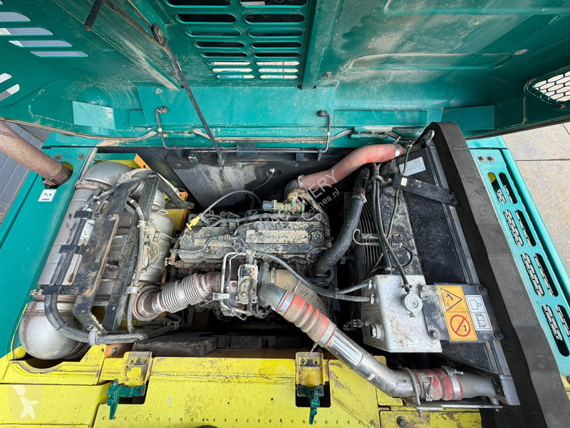 جرافة Hyundai HX260L