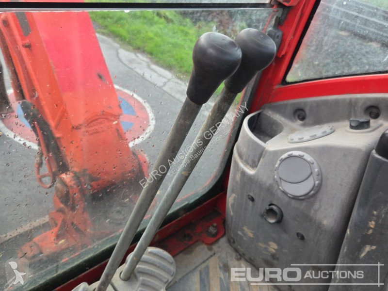 Багер Volvo ECR25D