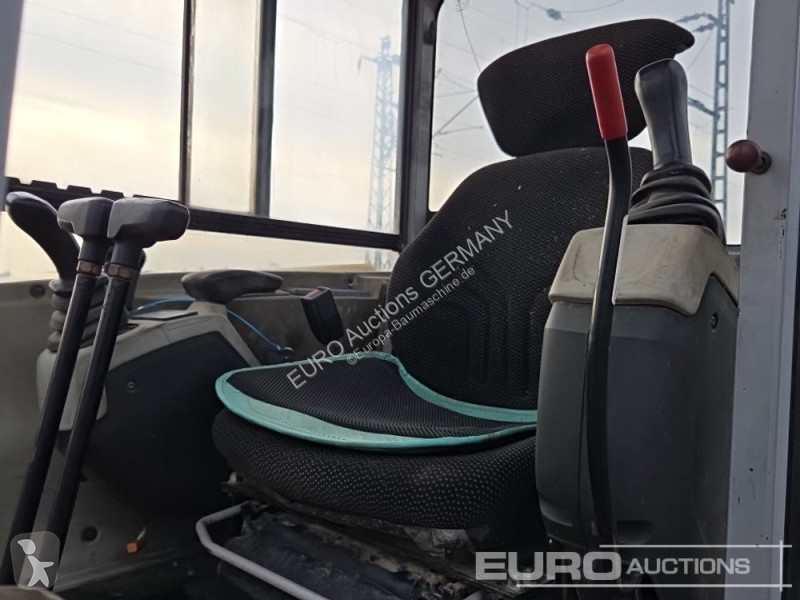 جرافة Wacker Neuson EZ38