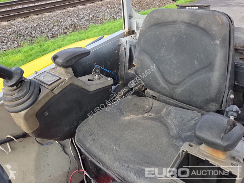 جرافة Wacker Neuson EZ28