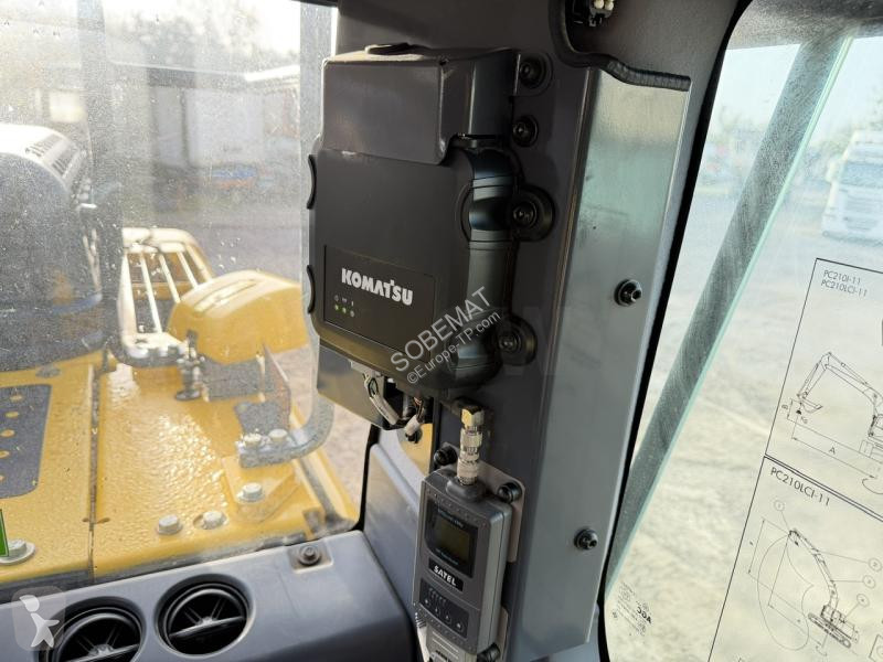 Escavadora Komatsu I-11E0