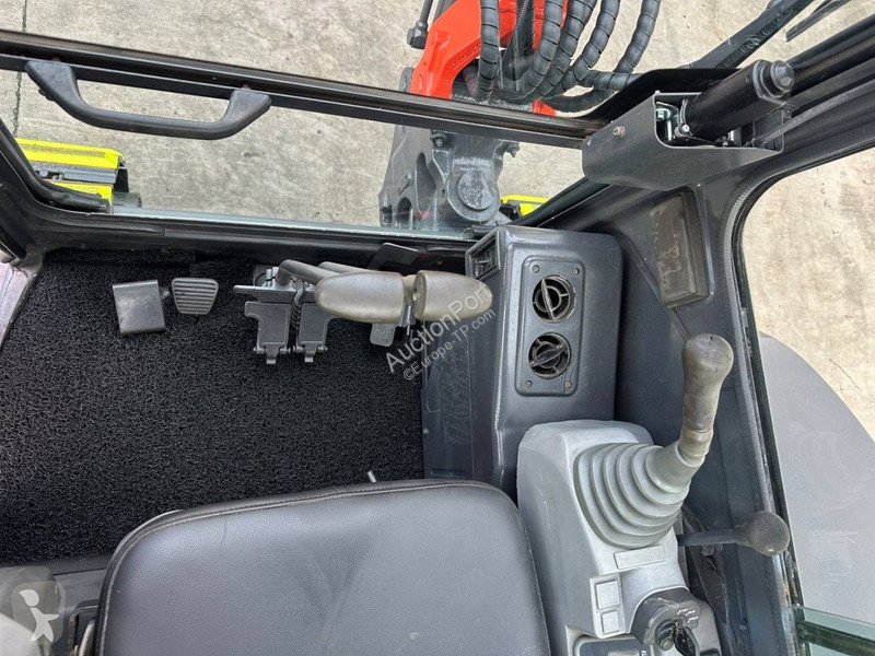 Escavadora Kubota KX135-3SZ
