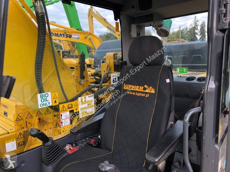 Excavator Komatsu PC210LC-11