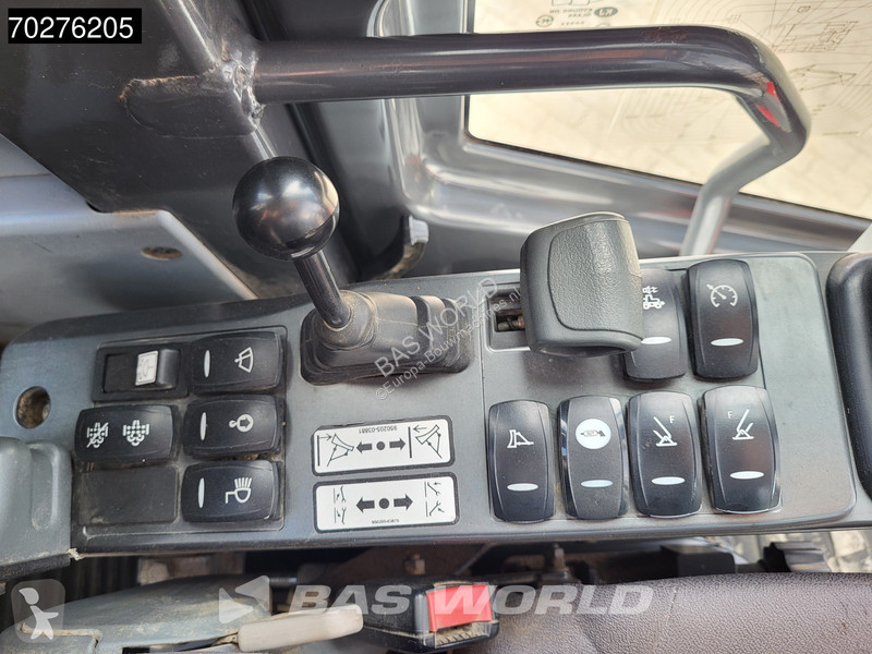 Escavatore Doosan -5 BLADE + OUTRIGGERS
