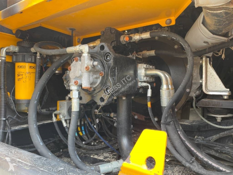 Skovl JCB -- JS 300 LC
