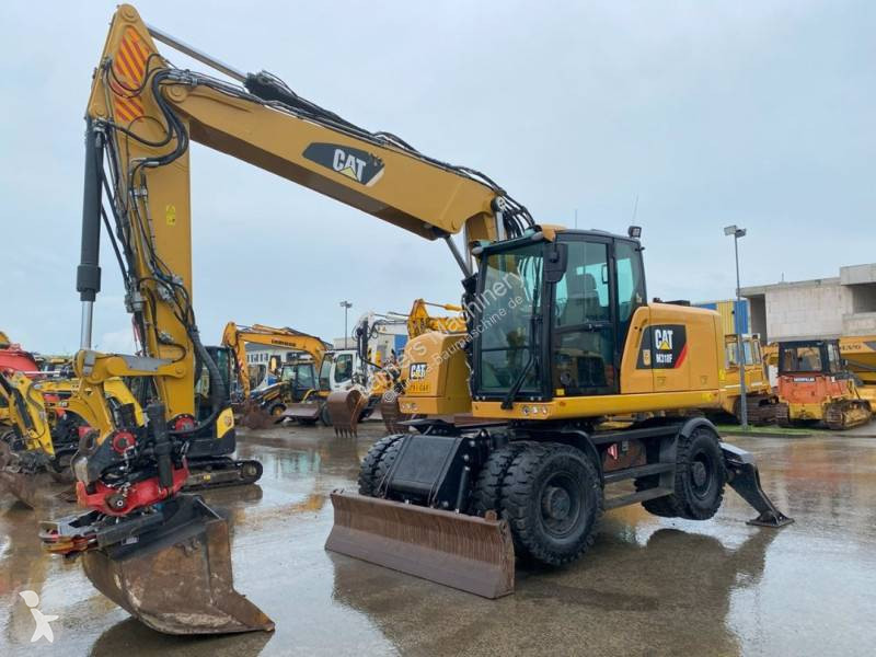 Escavatore Caterpillar F