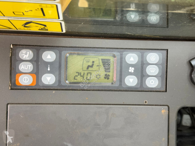 Excavator Caterpillar 325F LCR - 3 buckets