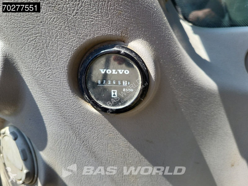 Graafmachine Volvo C300 L NOVATRON GPS